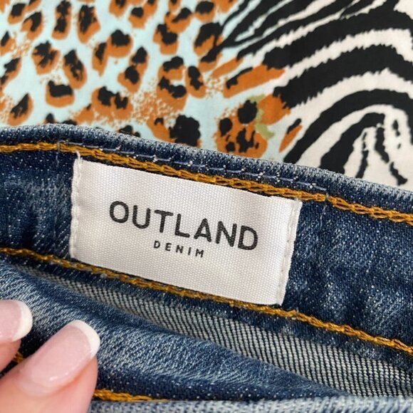 Outland Denim Abigail High Rise Slim Tapered Jeans in Dakota Blue Wash, 25x30 - Picture 7 of 8